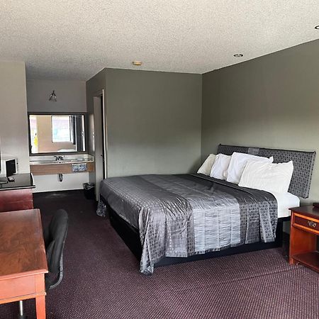 Hallmark Inn And Suites San Antonio Exteriér fotografie